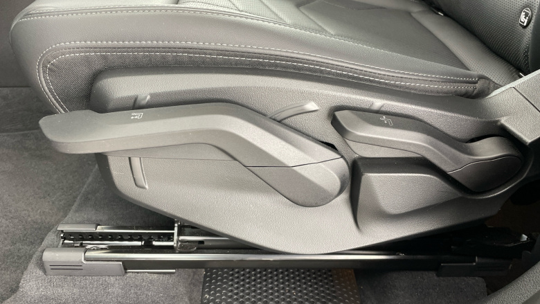 BMW X1 sDrive 20i MHT xLine 5dr Step Auto Petrol Estate